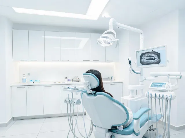 Dental operatory with digital equipment